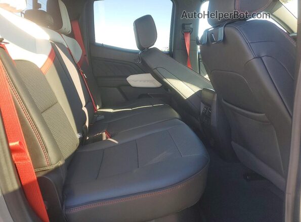 1GTP6EEK2R1277471 2024 GMC CANYON Серебряный Вид задних сидений