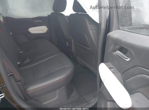 1GTP6EEK4R1149636 2024 GMC CANYON Black VIN կոդի պիտակի տեսք