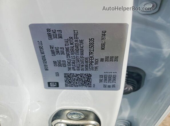 1GTP6FEK7R1150835 2024 GMC CANYON White Widok komory silnika