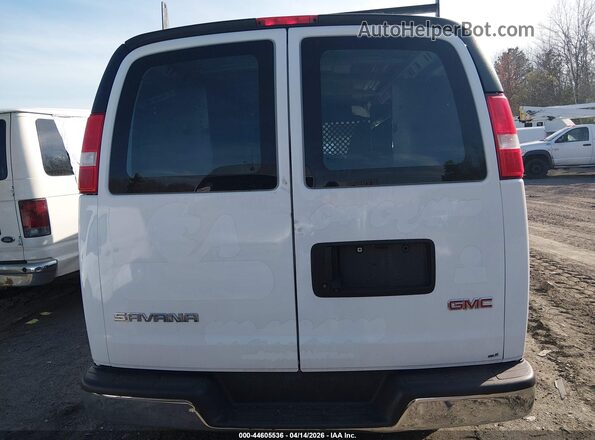 1GTW7AF75N1241733 2022 GMC SAVANA 2500 White 