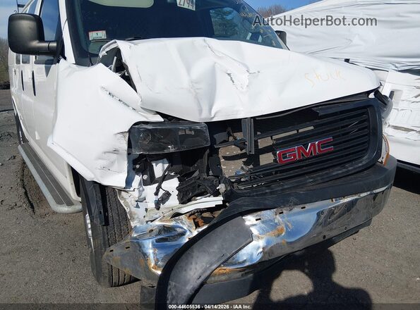 1GTW7AF75N1241733 2022 GMC SAVANA 2500 White წინა ხედი
