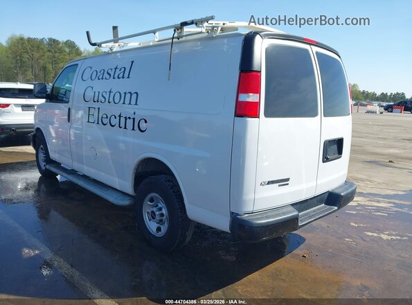 1GTW7AF77M1271881 2021 GMC SAVANA CARGO White Rear left