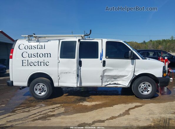 1GTW7AF77M1271881 2021 GMC SAVANA CARGO White Rear interior view