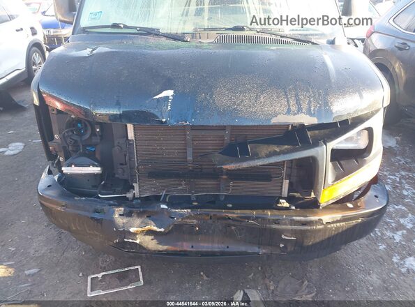 1GTW7AFF3H1111106 2017 GMC SAVANA 2500 Black Widok wnętrza z tyłu
