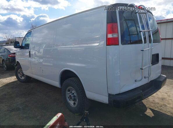 1GTW7AFF4H1906200 2017 GMC SAVANA 2500 Белый Задняя левая четверть
