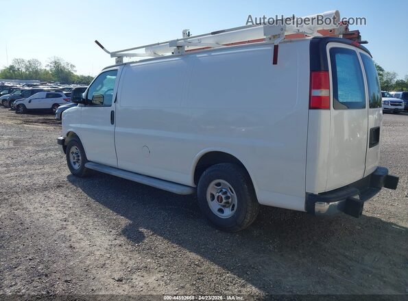 1GTW7AFFXG1904059 2016 GMC SAVANA 2500 Белый Задняя левая четверть