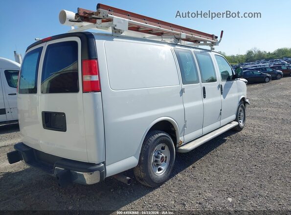 1GTW7AFFXG1904059 2016 GMC SAVANA 2500 Белый Задняя правая четверть