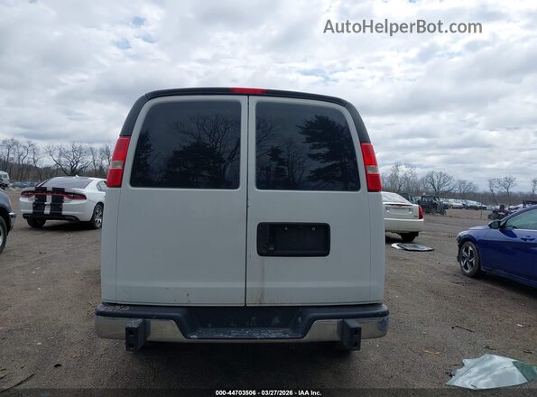 1GTW7AFG0J1906712 2018 GMC SAVANA 2500 White 