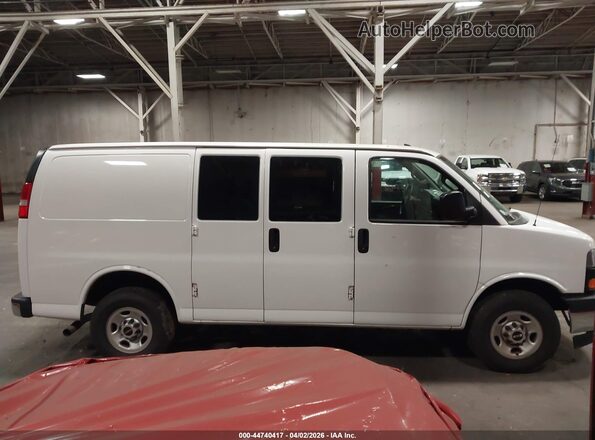1GTW7AFG3L1272850 2020 GMC SAVANA CARGO White 