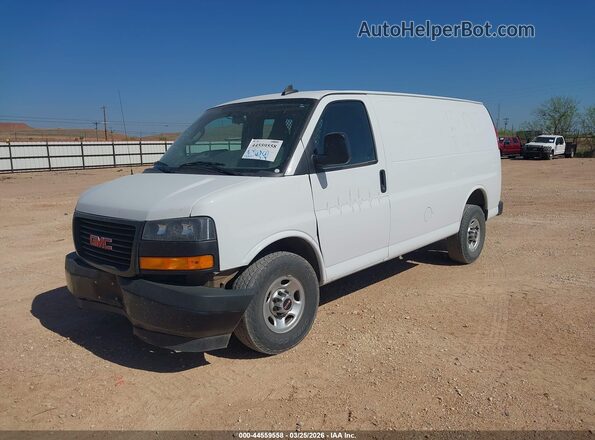 1GTW7AFP1M1192352 2021 GMC SAVANA CARGO White Front left