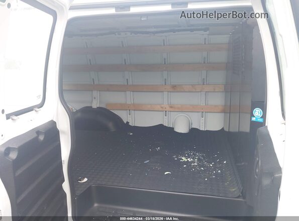 1GTW7AFP3R1249416 2024 GMC SAVANA CARGO White VIN კოდის სტიკერის ხედი