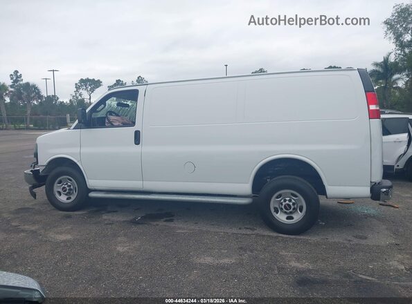 1GTW7AFP3R1249416 2024 GMC SAVANA CARGO White სალონის 360-გრადუსიანი ხედი