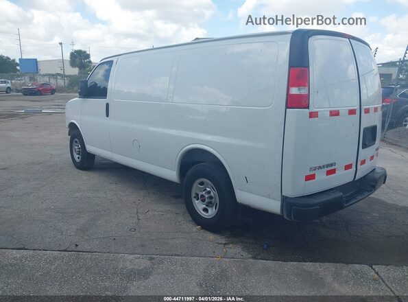 1GTW7AFP5S1140820 2025 GMC SAVANA CARGO White Trasero izquierdo