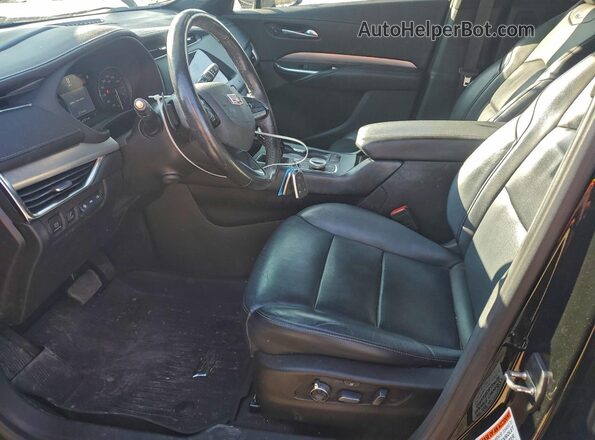 1GYFZCR41MF075780 2021 CADILLAC XT4 Black Вид салону спереду