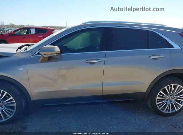 1GYFZCR45SF104940 2025 CADILLAC XT4 Золотой Панорамный вид салона 360°