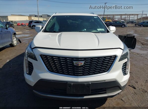 1GYFZDR40MF084282 2021 CADILLAC XT4 White 