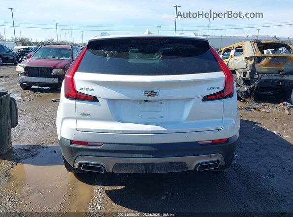 1GYFZDR40MF084282 2021 CADILLAC XT4 White 