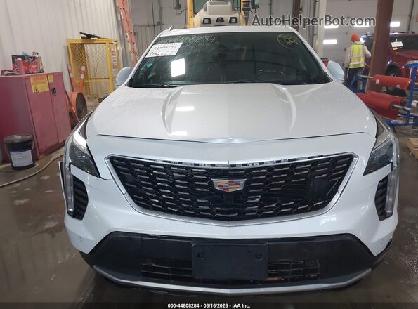 1GYFZDR45KF224260 2019 CADILLAC XT4 White Widok zestawu wskaźników
