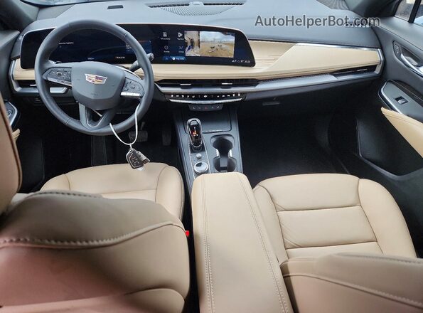 1GYFZDR46SF157605 2025 CADILLAC XT4 Blue Vista del salpicadero