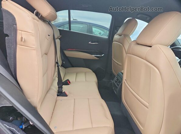 1GYFZDR46SF157605 2025 CADILLAC XT4 Blue Vista interior trasera