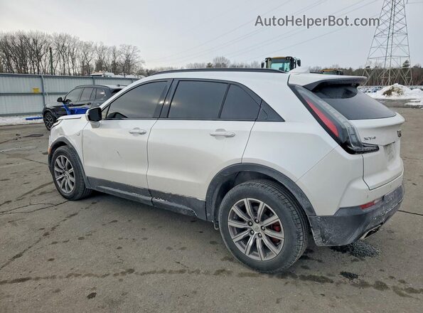 1GYFZER46MF053219 2021 CADILLAC XT4 Белый 