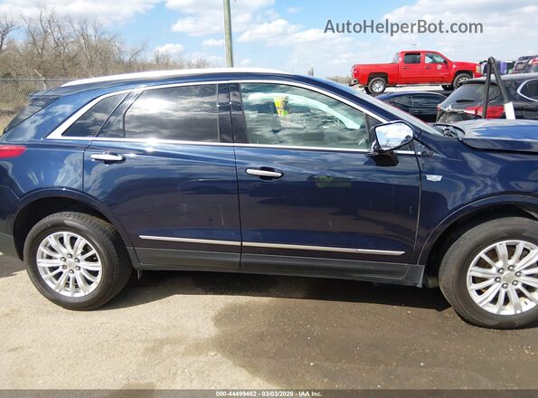 1GYKNARS8HZ208939 2017 CADILLAC XT5 Blue უკანა სალონის ხედი
