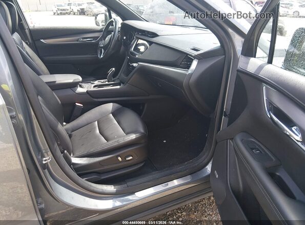 1GYKPAR43NZ126589 2022 CADILLAC OTHER Gray Вид салону спереду