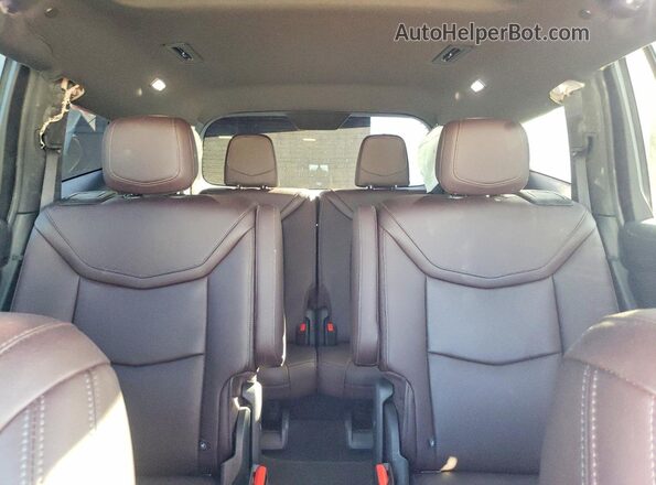 1GYKPCRS2NZ132524 2022 CADILLAC OTHER White Rear seats view