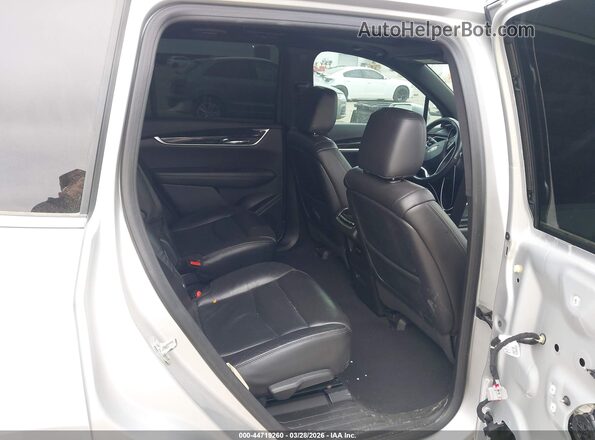1GYKPDRS8LZ178863 2020 CADILLAC OTHER Silver Вид наклейки з VIN-кодом