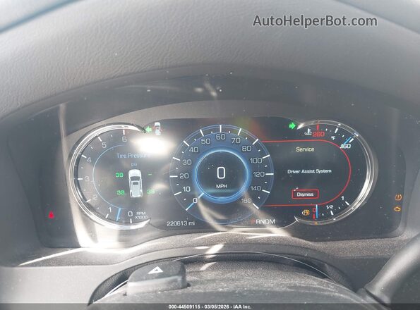 1GYS3CKJ7GR152011 2016 CADILLAC ESCALADE Silver Widok tylnych siedzeń