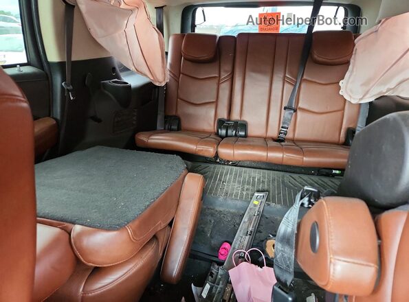1GYS4BKJ0LR277997 2020 CADILLAC ESCALADE White Widok tylnych siedzeń