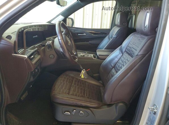 1GYS4RKL8PR454070 2023 CADILLAC ESCALADE Silver Вид салону спереду