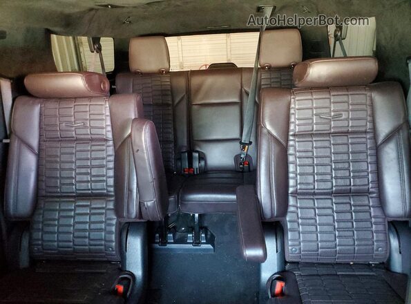 1GYS4RKL8PR454070 2023 CADILLAC ESCALADE Silver Вид задніх сидінь