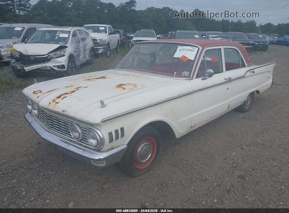 1H12S850784       1970 MERCURY COMET Белый Передняя левая четверть