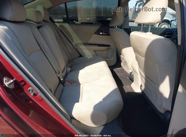 1HGCR2F30HA017663 2017 HONDA ACCORD Red Widok naklejki z numerem VIN