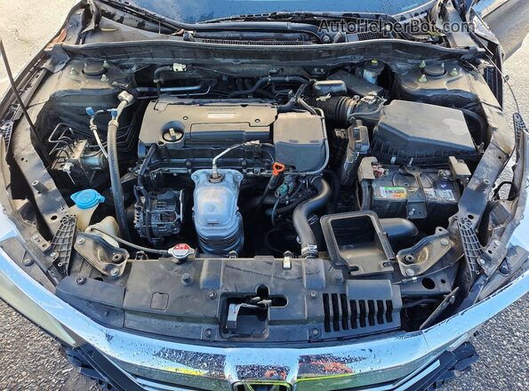 1HGCR2F3XHA033479 2017 HONDA ACCORD Черный Вид задней части салона