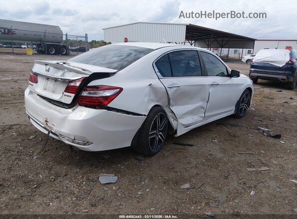 1HGCR2F57HA014762 2017 HONDA ACCORD White Задня права чверть