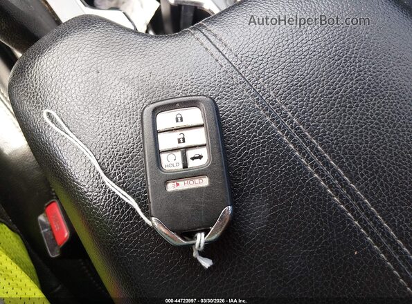 1HGCR2F83GA025265 2016 HONDA ACCORD Черный Вид панели приборов
