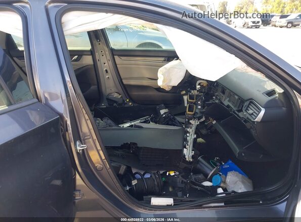 1HGCV1F15KA094685 2019 HONDA ACCORD Серый Вид салона спереди