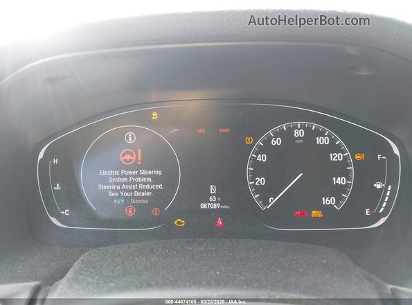 1HGCV1F30JA235615 2018 HONDA ACCORD White Widok tylnych siedzeń