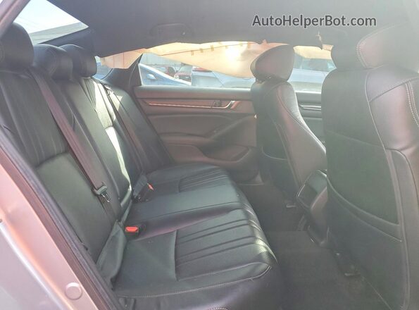 1HGCV1F30KA174574 2019 HONDA ACCORD Silver 