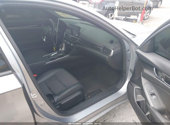 1HGCV1F32MA078268 2021 HONDA ACCORD Silver Вид салону спереду