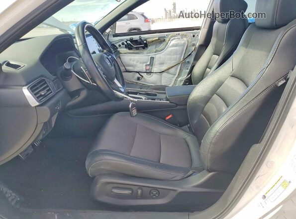 1HGCV1F35MA001801 2021 HONDA ACCORD White Front interior view