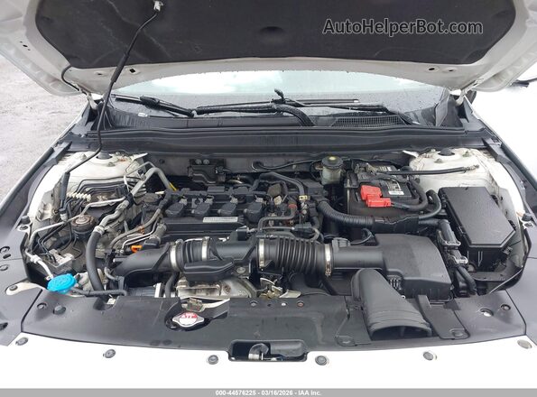 1HGCV1F37JA075524 2018 HONDA ACCORD White Հետևի տեսք