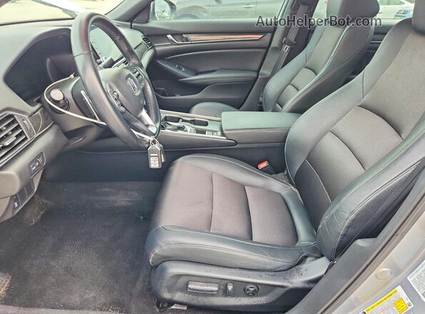 1HGCV1F39KA041988 2019 HONDA ACCORD Silver Front interior view