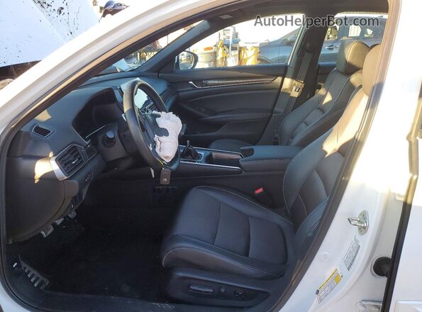 1HGCV2E36KA022807 2019 HONDA ACCORD White 