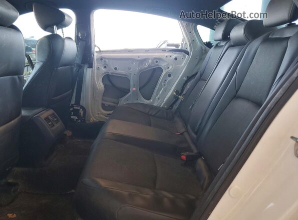 1HGCV2E39JA053497 2018 HONDA ACCORD White Widok tylnych siedzeń