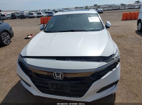 1HGCV2F32JA036250 2018 HONDA ACCORD White Instrument cluster view