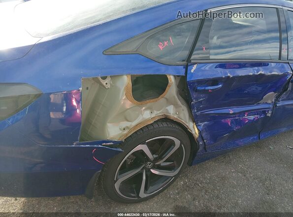 1HGCV2F39JA046841 2018 HONDA ACCORD Blue 
