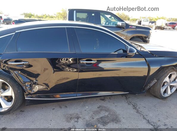 1HGCV2F98KA009608 2019 HONDA ACCORD Black Rear interior view